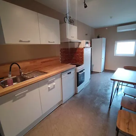 Appartamento évasion Rustique Et Confortable Saint-Lumier-la-Populeuse